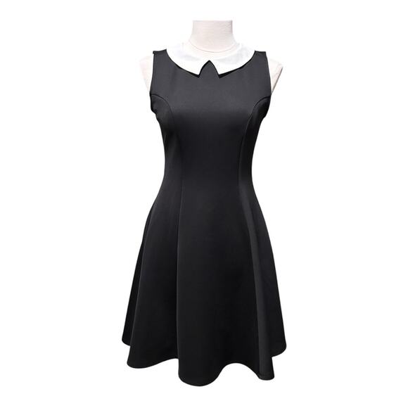 Hot Topic Dresses & Skirts - Hot Topic Black and White Collar Sleeveless Gothic Dress Size Small